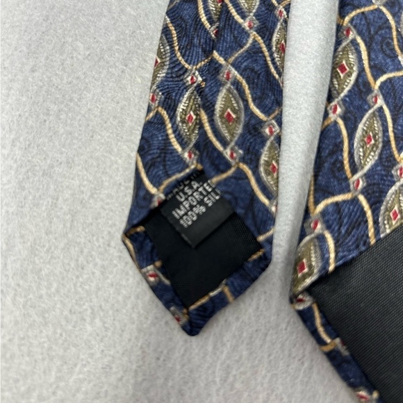 Geoffrey Beene Vintage Tie Necktie Mens Navy Geometric Print Silk, 4 x 58 - Picture 6 of 6